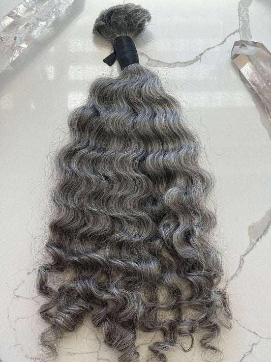 Single-Donor Virgin Natural Curly Grey Ponytail – 100g